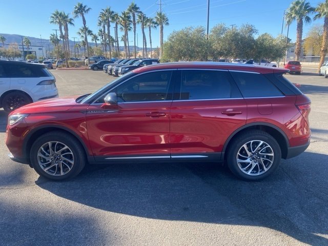 Used 2022 Lincoln Corsair AWD w/ Equipment Group 101A image 8