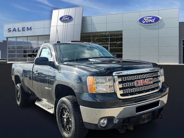 Used 2013 GMC Sierra 3500 SLE w/ SLE Preferred Package AWD/4WD image 1