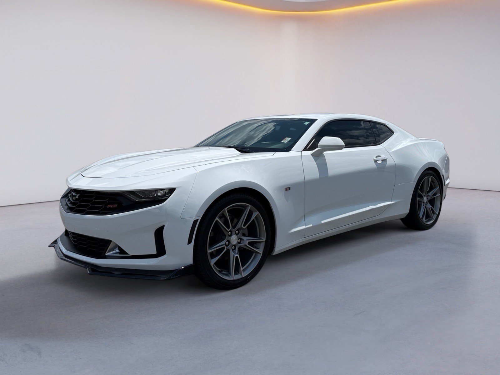 Used 2019 Chevrolet Camaro LT w/ RS Package RWD image 7