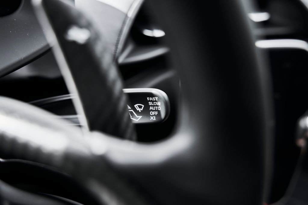 Used 2024 McLaren Artura image 51