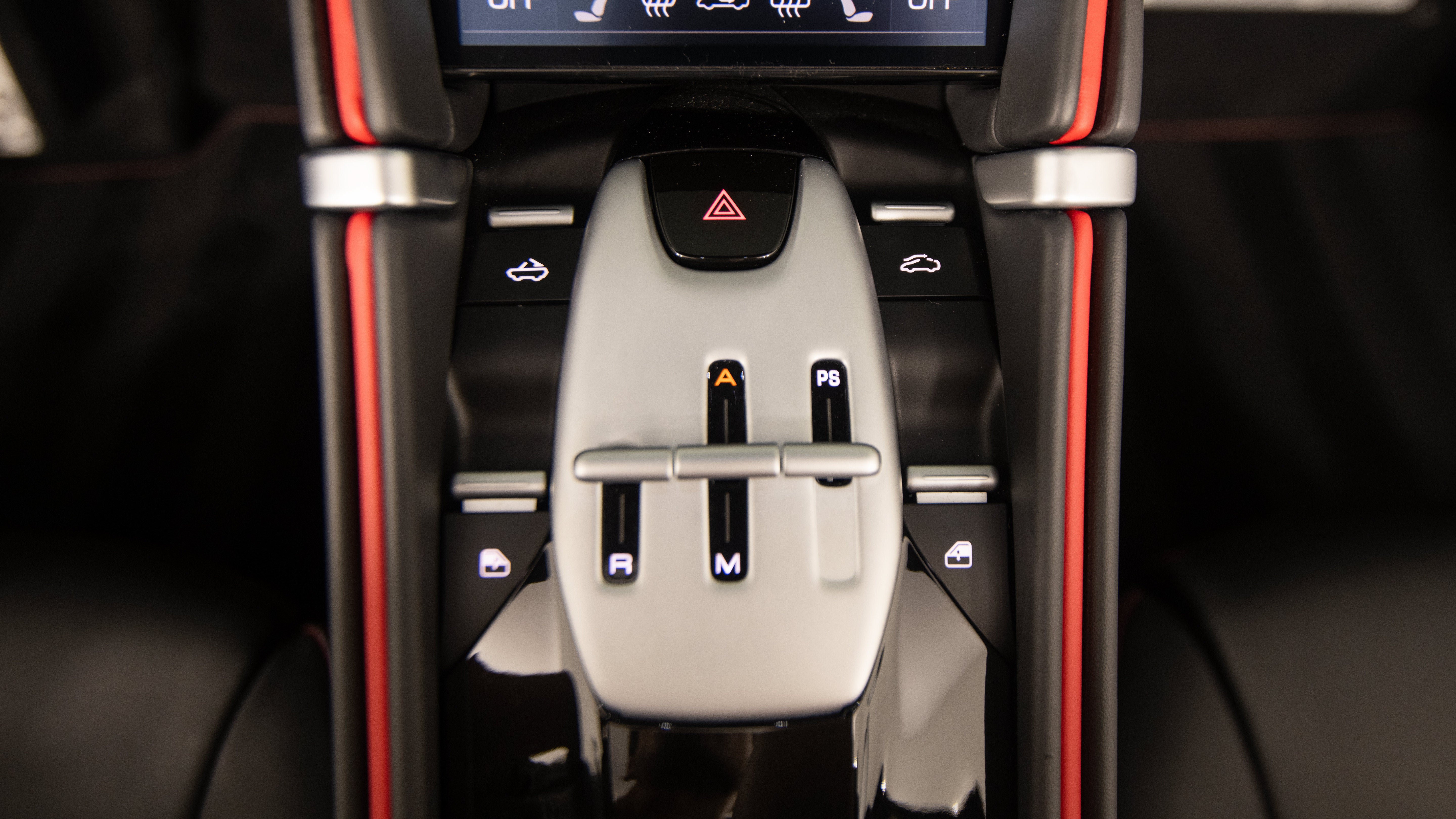 Used 2026 Ferrari Roma Spider RWD image 26