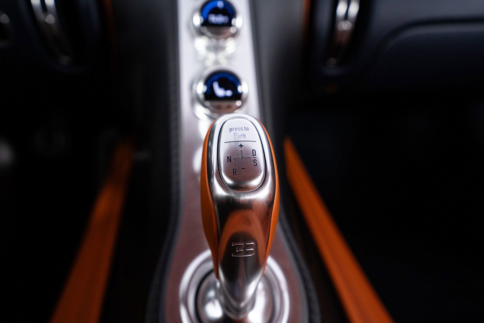 Used 2018 Bugatti Chiron image 54