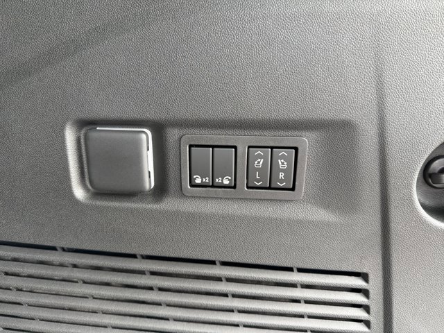 New 2026 Chevrolet Suburban High Country AWD/4WD image 36