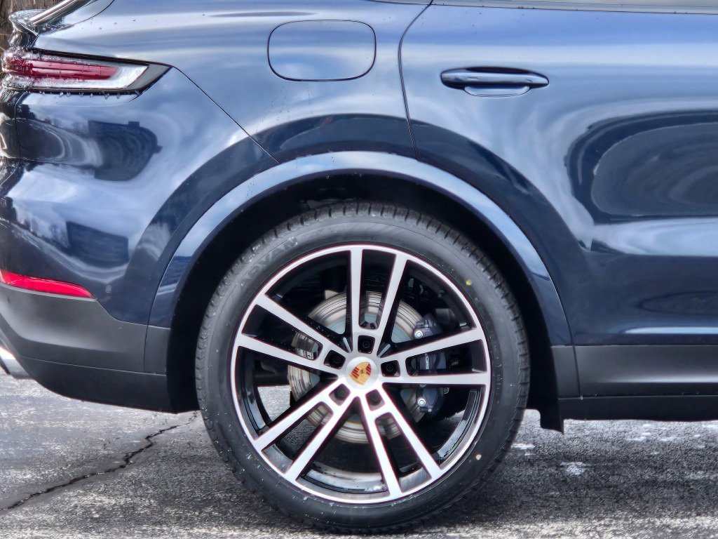 New 2026 Porsche Cayenne Coupe image 14