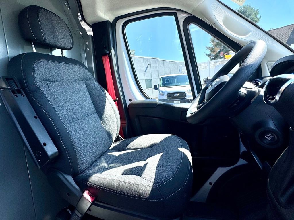 Used 2025 RAM ProMaster 3500 image 21