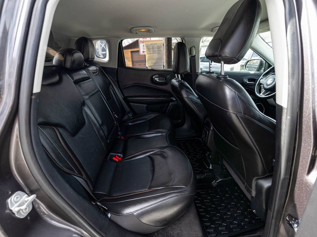 Used 2020 Jeep Compass Limited image 30