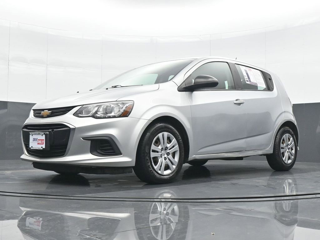 Used 2019 Chevrolet Sonic LT image 17