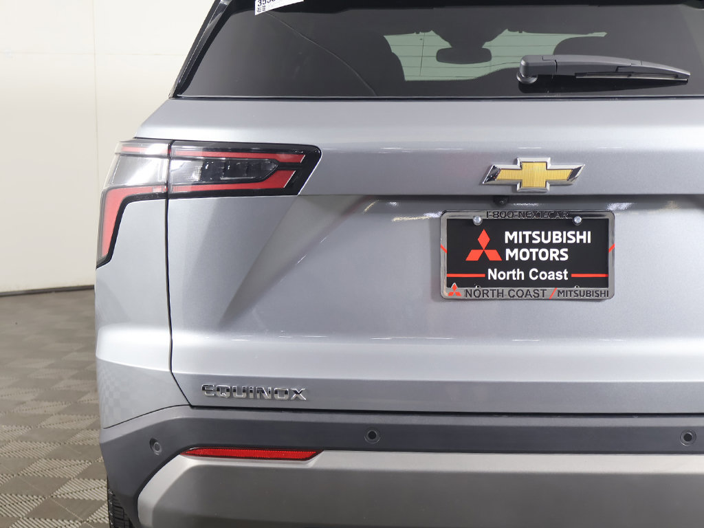 Used 2026 Chevrolet Equinox LT FWD image 17