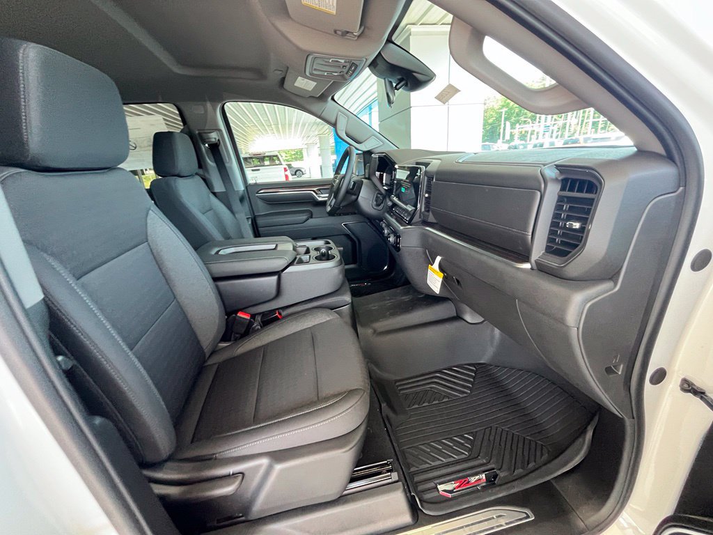 New 2026 Chevrolet Silverado 1500 RST AWD/4WD image 18