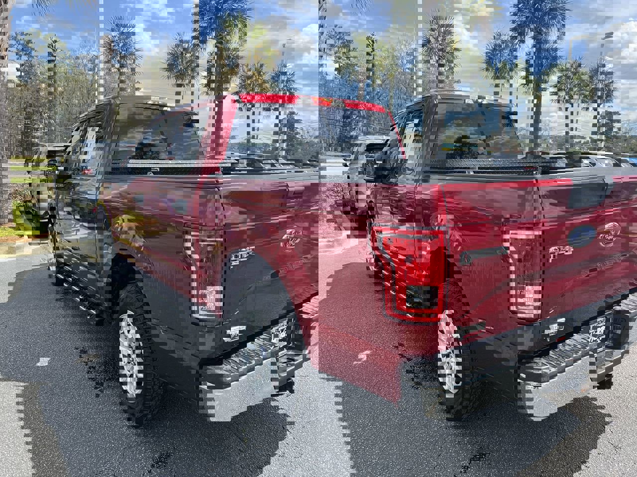 Used 2016 Ford F150 XLT image 8