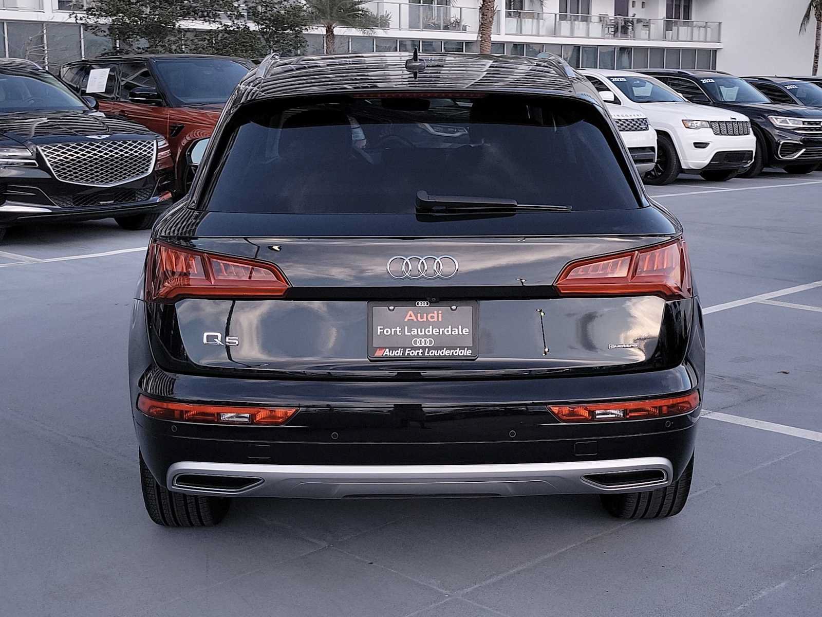 Used 2020 Audi Q5 2.0T Premium Plus w/ Premium Plus Package AWD/4WD image 5