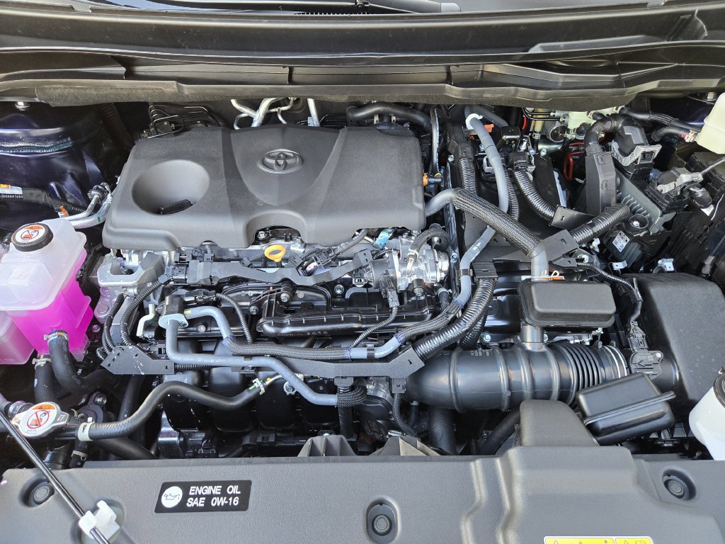 New 2026 Toyota Sienna XLE FWD image 28