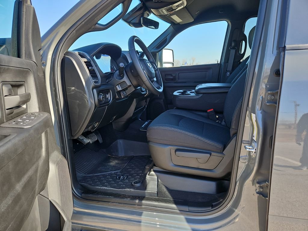 New 2026 RAM 3500 Tradesman image 17