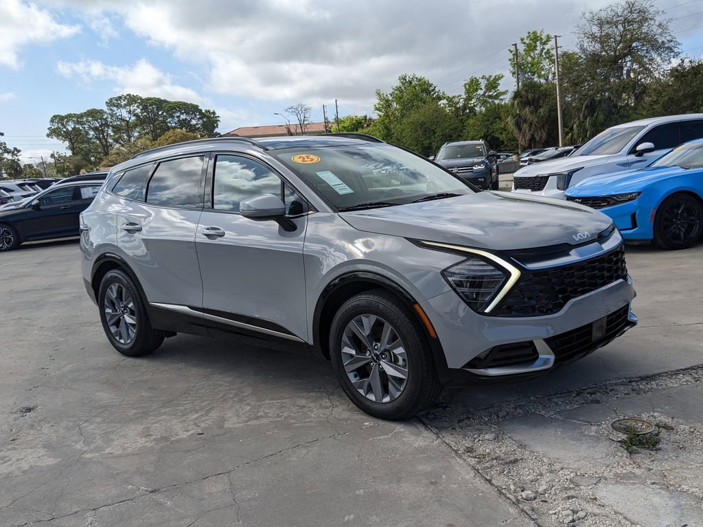 Certified 2025 Kia Sportage SX image 2