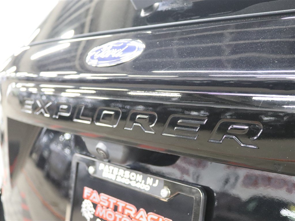 Used 2022 Ford Explorer ST w/ Equipment Group 401A AWD/4WD image 10