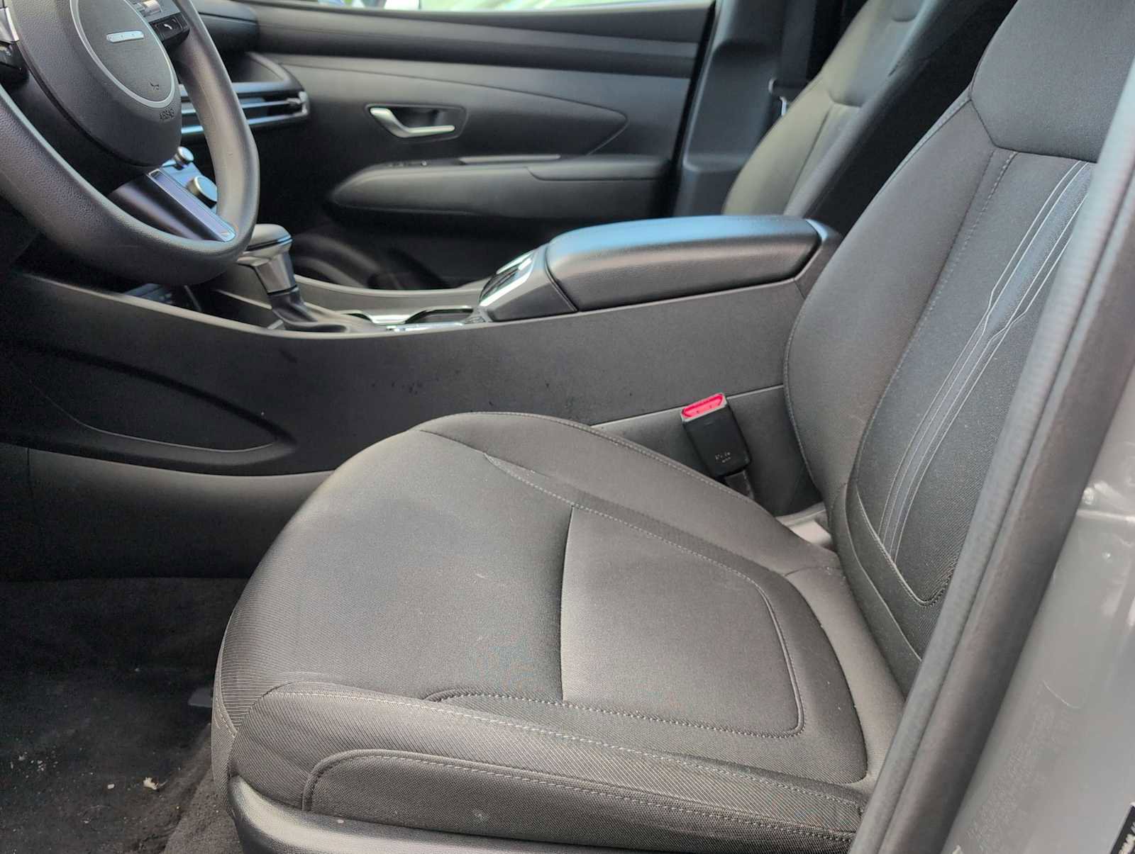 Used 2025 Hyundai Tucson SEL AWD/4WD image 16