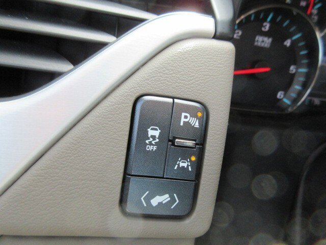 Used 2019 GMC Yukon SLT w/ Open Road Package RWD image 25
