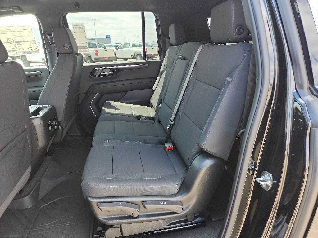 New 2026 Chevrolet Suburban LS w/ LS Custom Edition AWD/4WD image 44