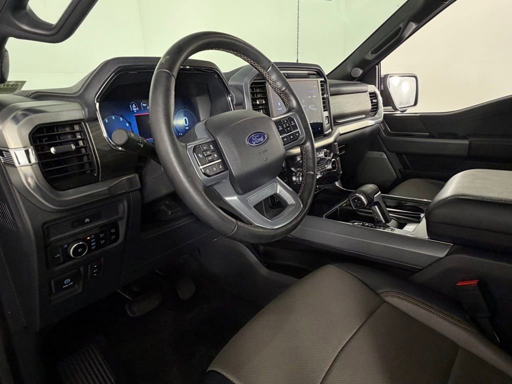 Used 2025 Ford F150 Lariat w/ FX4 Off-Road Package image 23