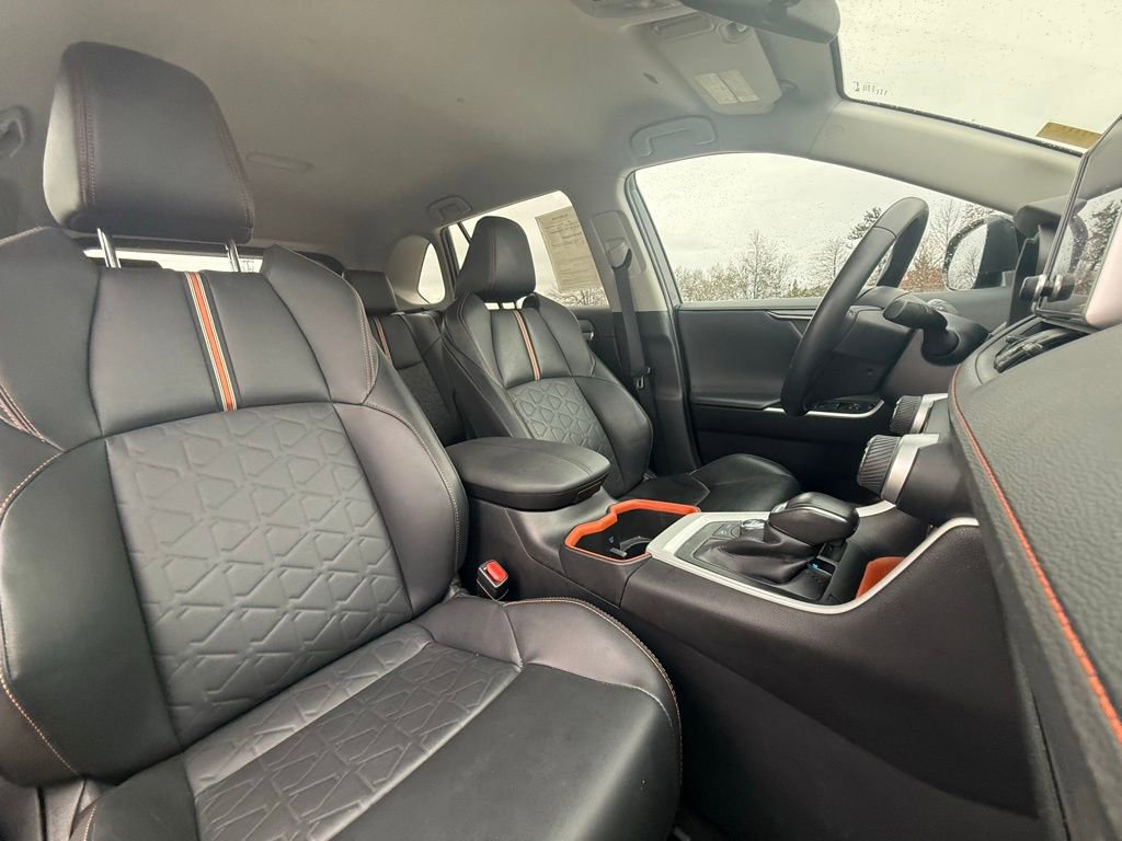 Used 2024 Toyota RAV4 Adventure image 32