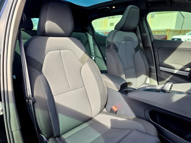 Used 2021 Polestar Polestar 2 image 26