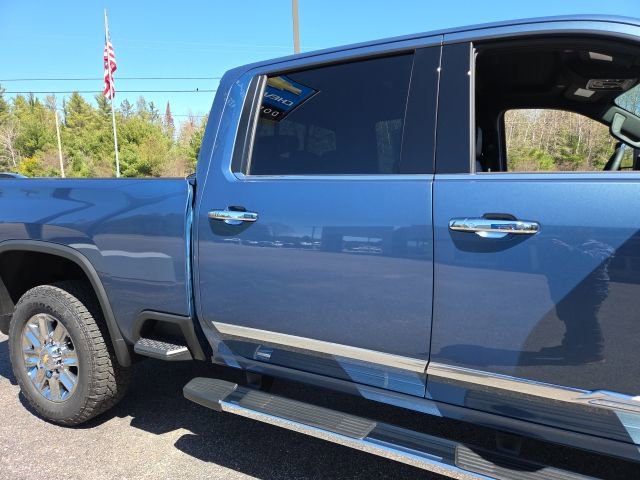 New 2026 Chevrolet Silverado 2500 High Country w/ Z71 Off-Road Package image 11