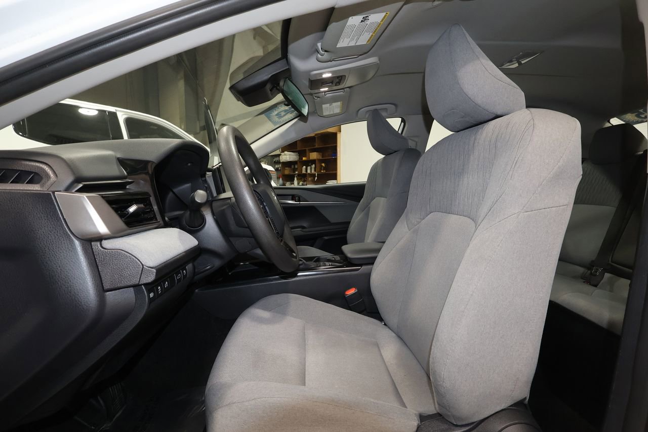 Used 2025 Toyota Camry LE image 22