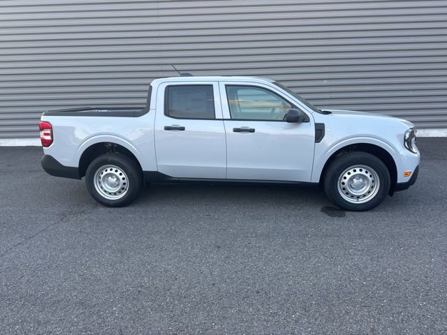 New 2025 Ford Maverick XL image 2