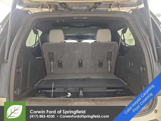 Used 2023 Chevrolet Suburban LT image 15