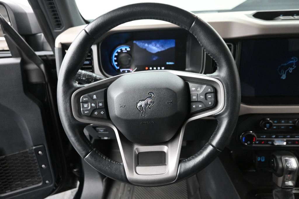 Used 2023 Ford Bronco Wildtrak AWD/4WD image 17