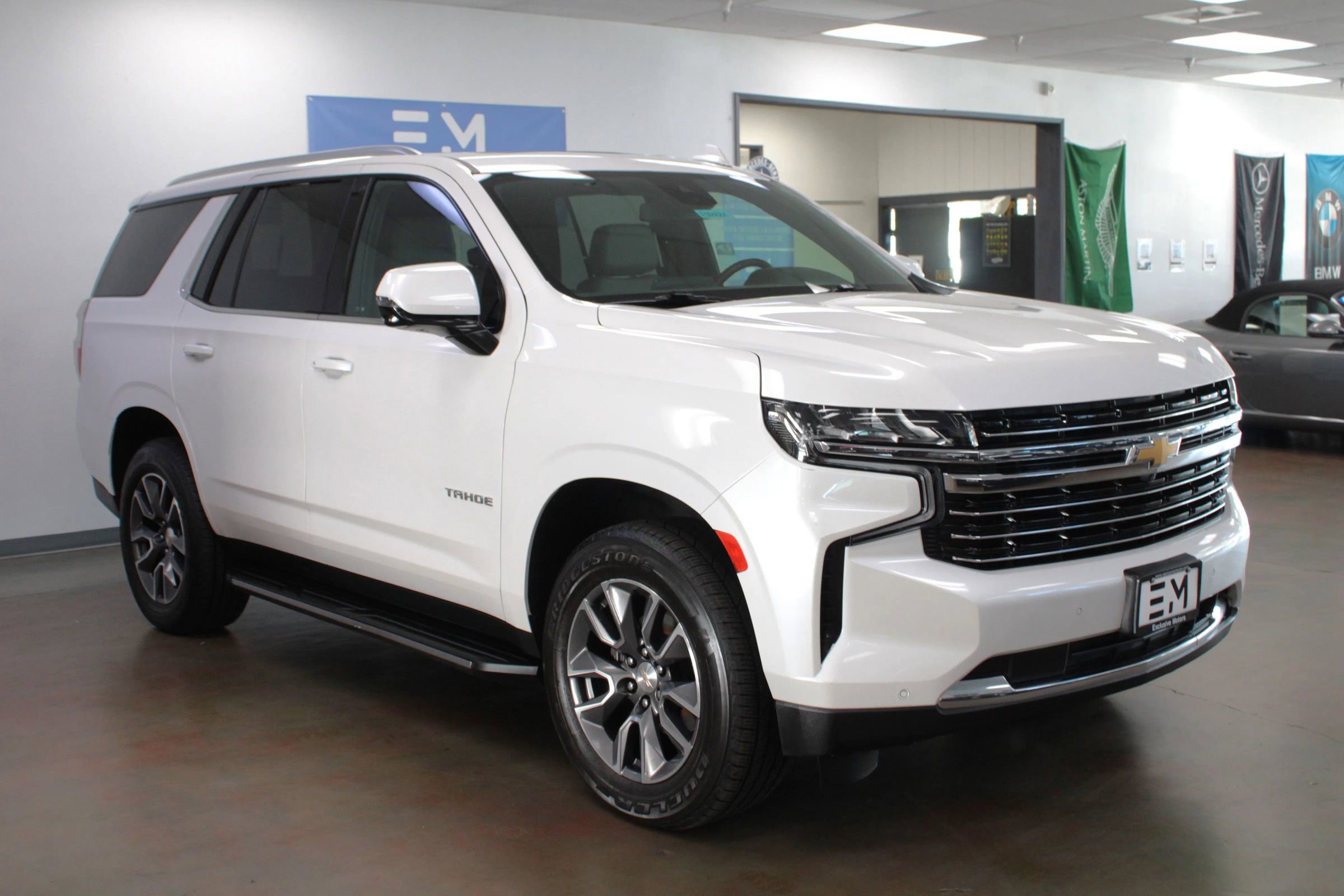 Used 2023 Chevrolet Tahoe LT w/ LT Signature Package image 2