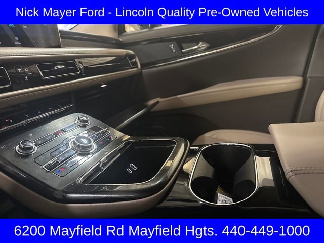 Used 2022 Lincoln Nautilus AWD image 15