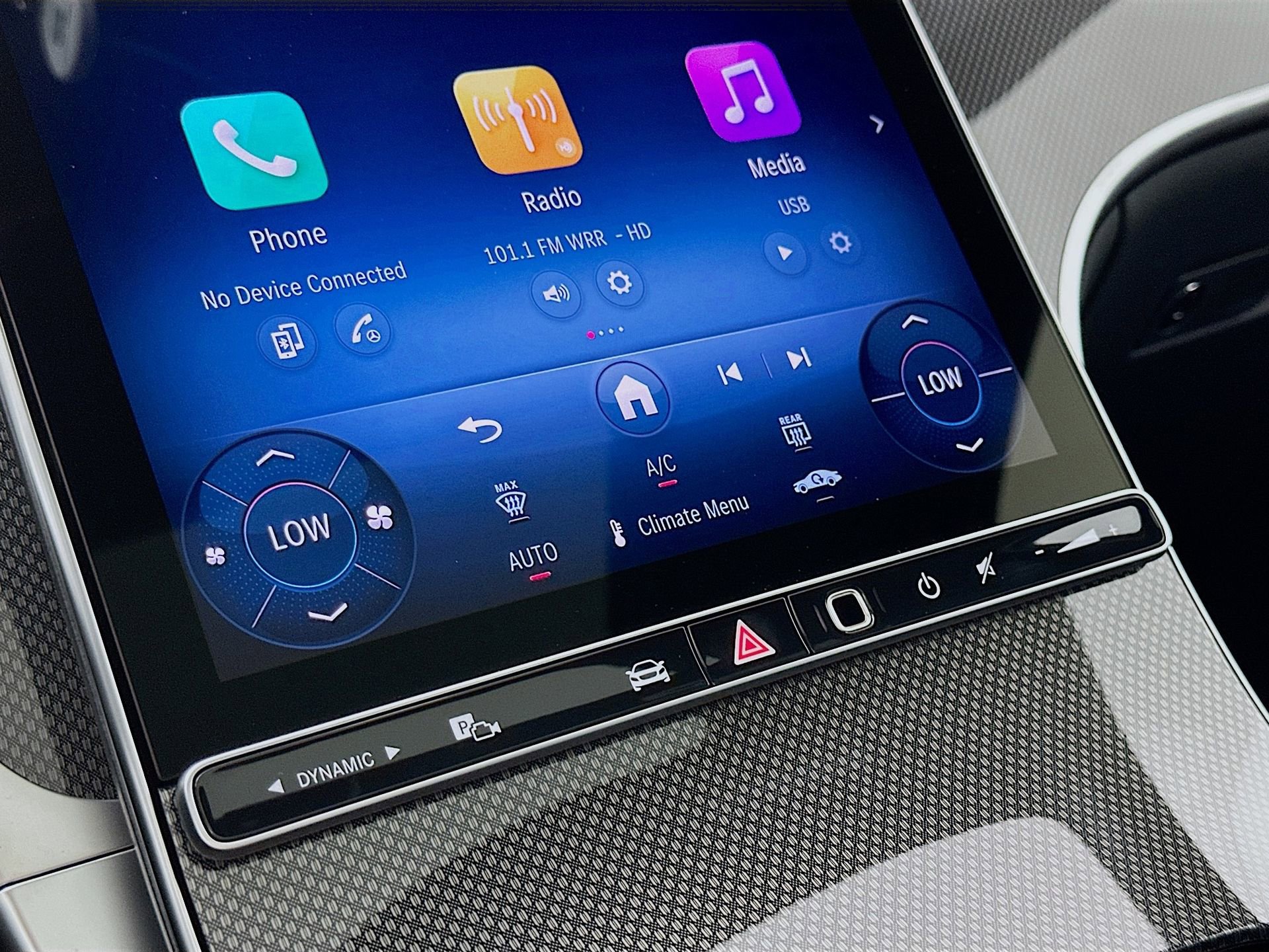 New 2026 Mercedes-Benz GLC 300 image 16