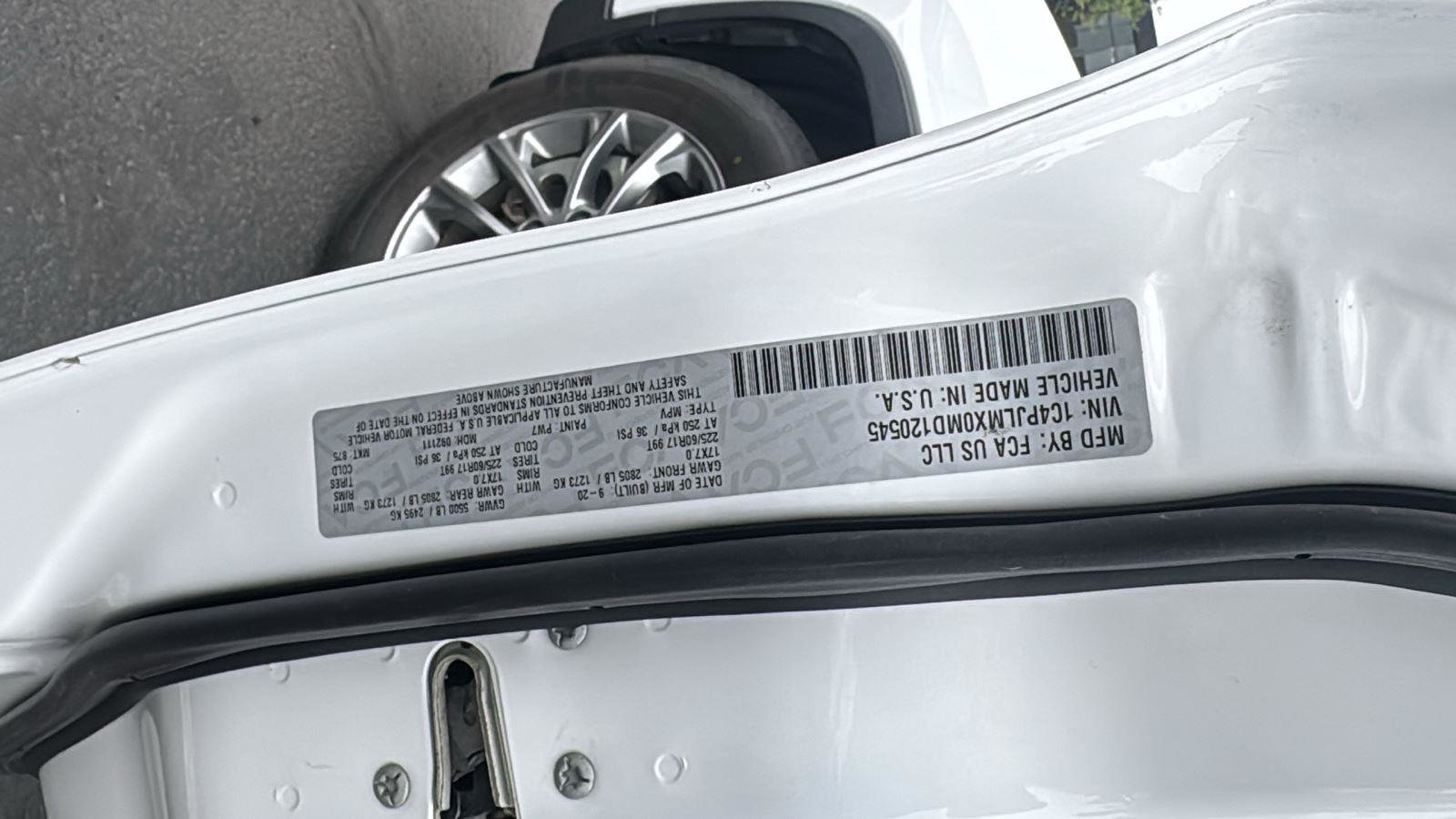 Used 2021 Jeep Cherokee Latitude Lux FWD image 20