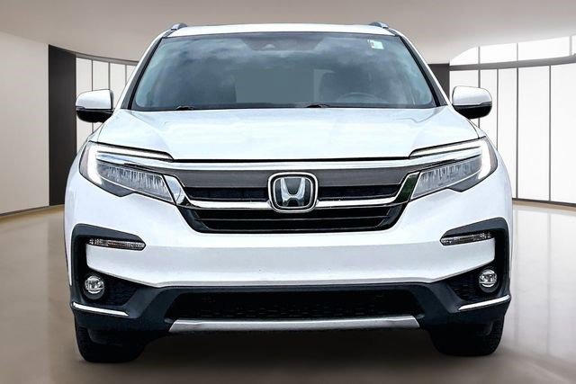 Certified 2020 Honda Pilot Touring image 2