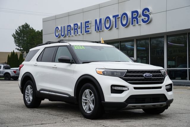 Certified 2024 Ford Explorer XLT w/ Equipment Group 202A