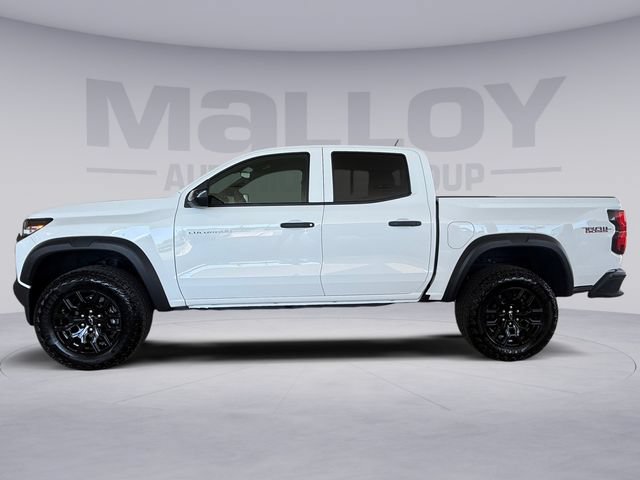Used 2025 Chevrolet Colorado Trail Boss AWD/4WD image 2