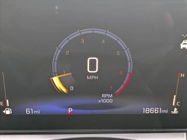 Certified 2024 Chevrolet Trax LT w/ Sunroof Package FWD image 11