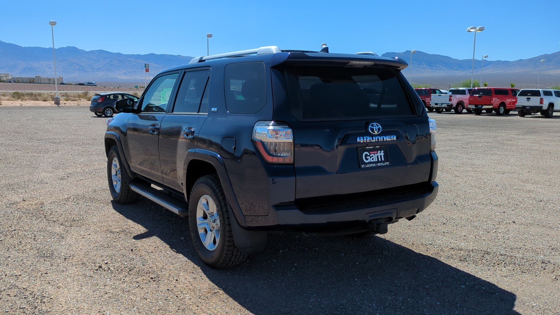 Used 2017 Toyota 4Runner SR5 Premium AWD/4WD image 5