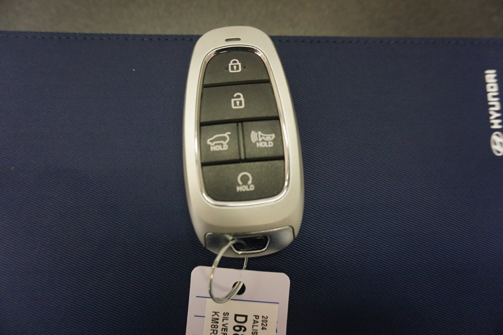 Used 2024 Hyundai Palisade Calligraphy FWD image 21