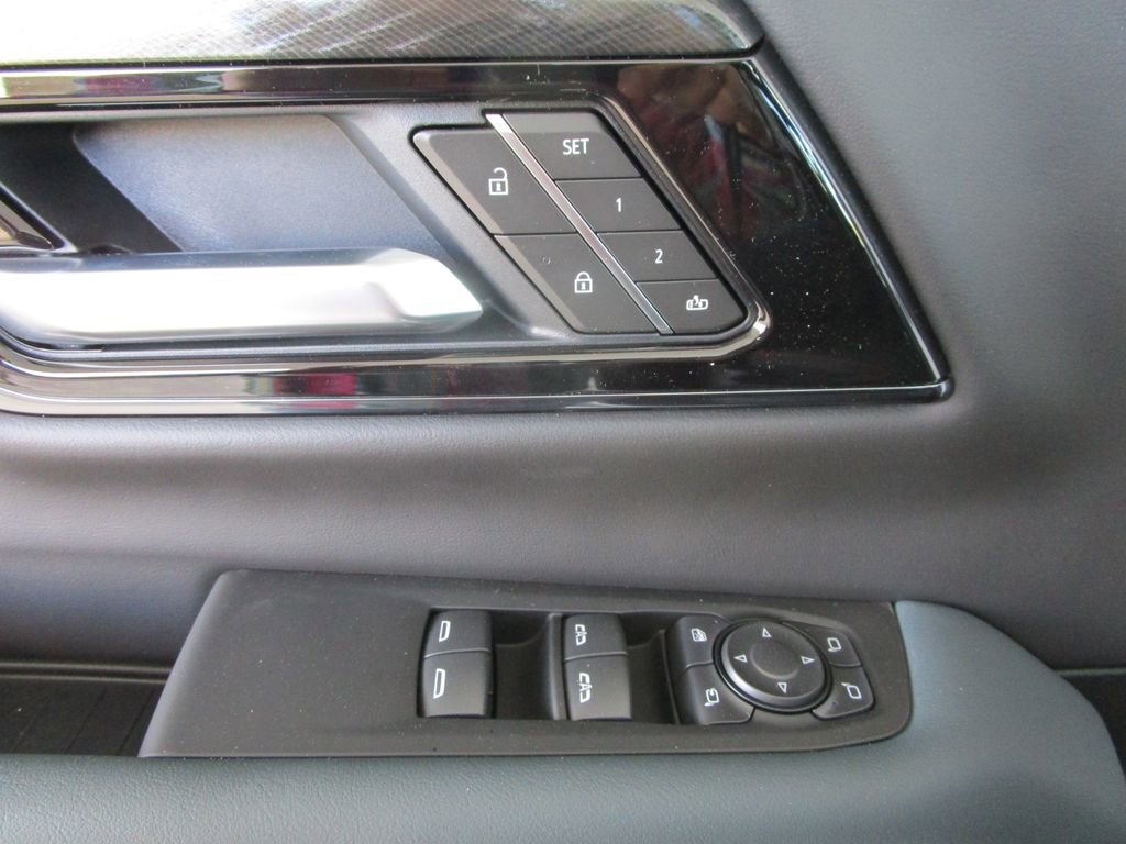 New 2026 GMC Yukon AT4 w/ AT4 Premium Plus Package image 26