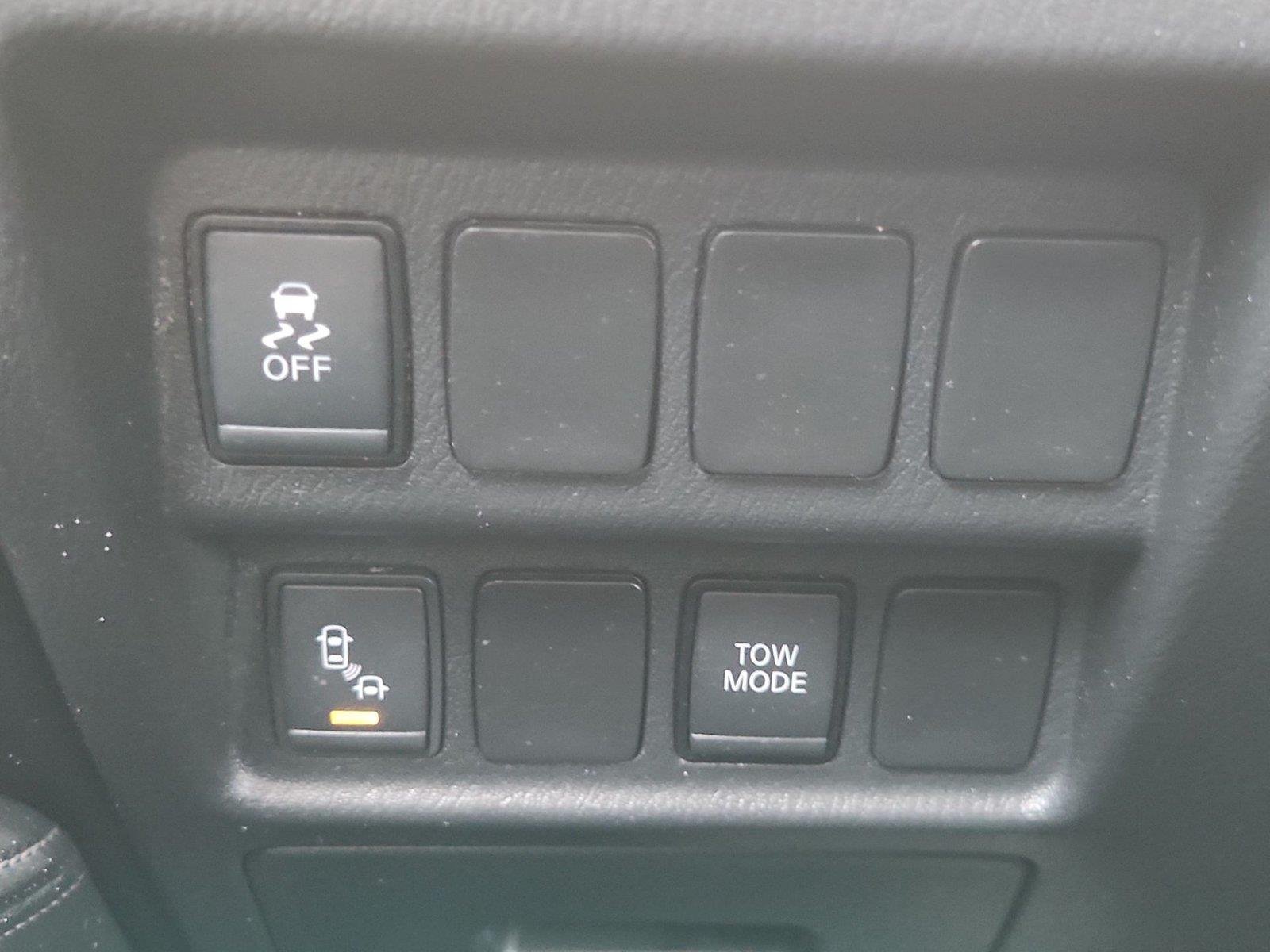 Used 2019 Nissan Pathfinder SV FWD image 17