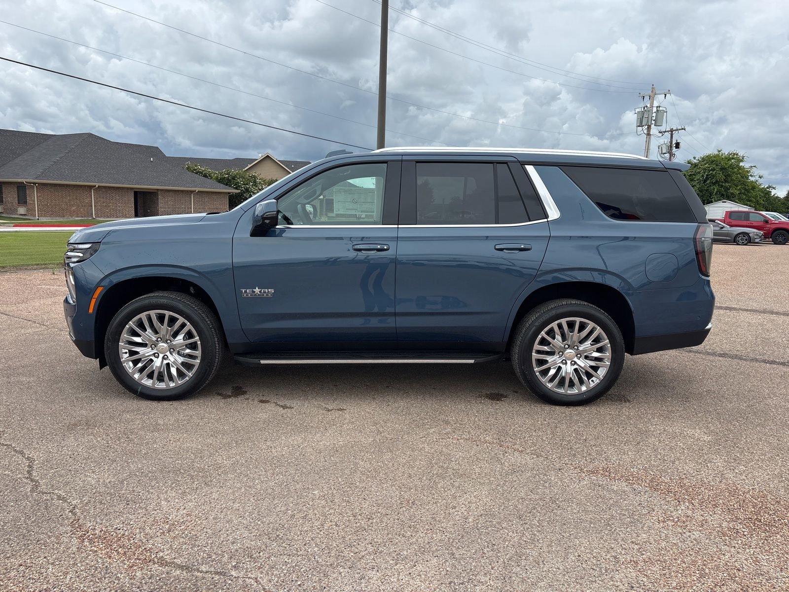 New 2026 Chevrolet Tahoe LT w/ Comfort Package AWD/4WD image 2