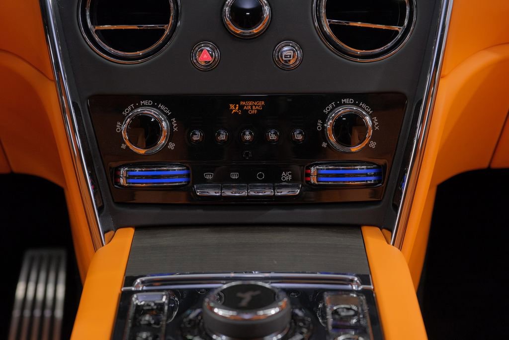 Used 2026 Rolls-Royce Cullinan image 79