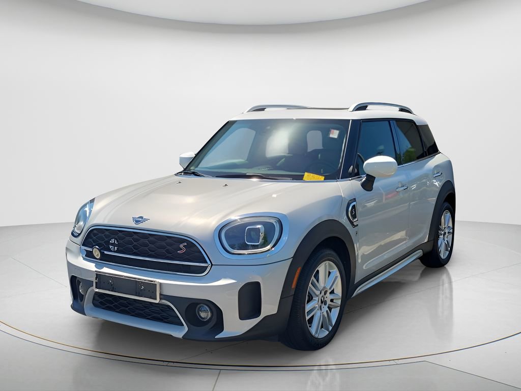 Used 2023 MINI Cooper Countryman S w/ Signature Upholstery Package image 1