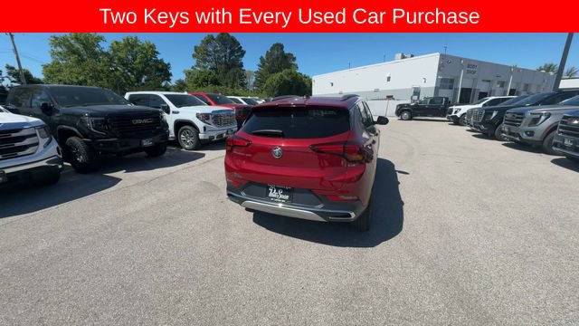 Used 2021 Buick Encore GX Essence w/ Experience Buick Package FWD image 7