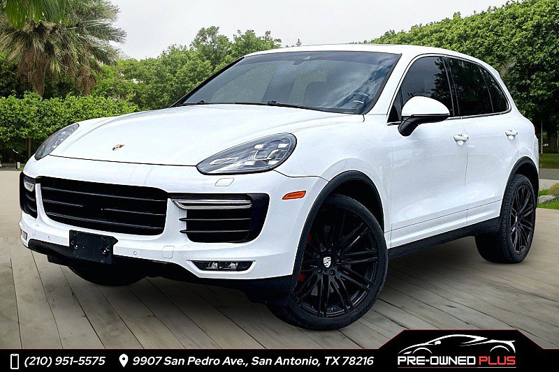 Used 2016 Porsche Cayenne Turbo S AWD/4WD image 1