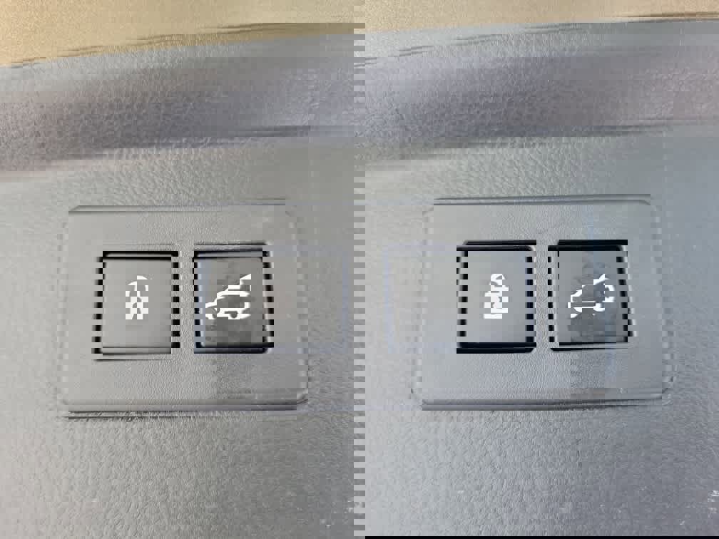 Used 2020 Subaru Outback Limited AWD/4WD image 38