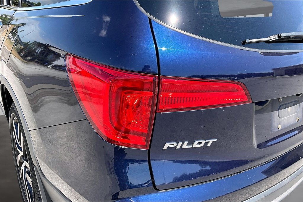 Used 2017 Honda Pilot Touring image 22