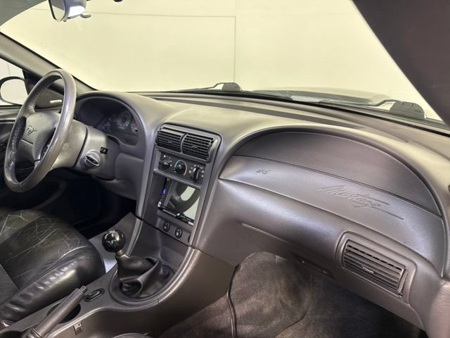 Used 2001 Ford Mustang GT RWD image 28